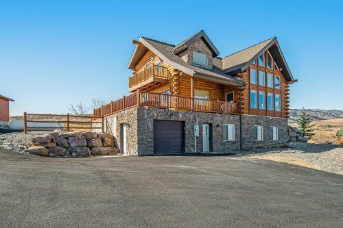 Garden City Chalet