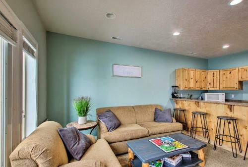 Lakeside Resort Condo Less Than 9 Mi To Snowbasin!