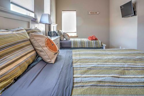 Modern Moab Townhome With Private Hot Tub And Patio!