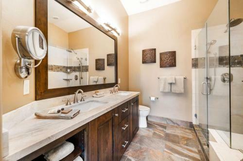 Ski Haven Elegant Spacious Townhome W Private Hot Tub