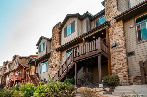 Ski Haven Elegant Spacious Townhome W Private Hot Tub