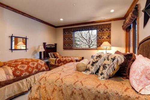 Abode At The Talon
