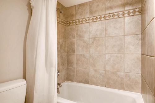 Chatham Crossing #2198