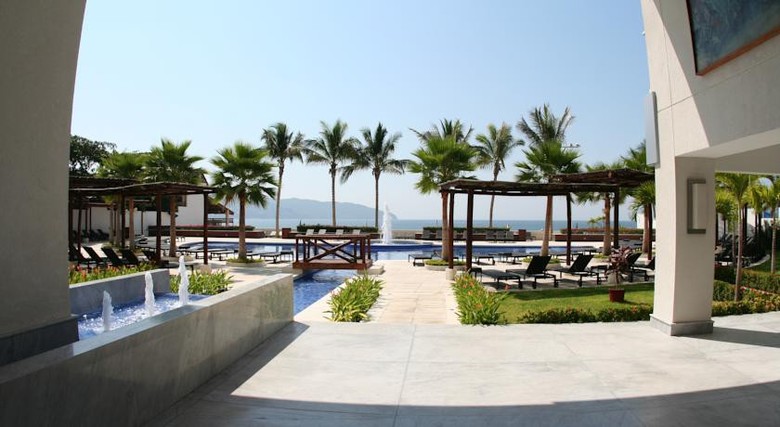 Apartamentos Condominio Marazul