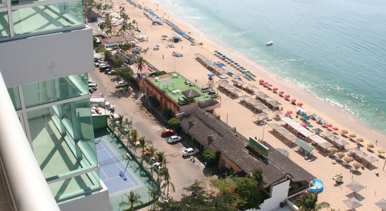 Apartamentos Condominio Marazul