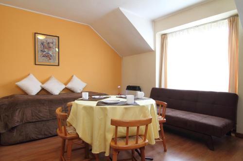 Apart Hotel Villa Los Ciruelos