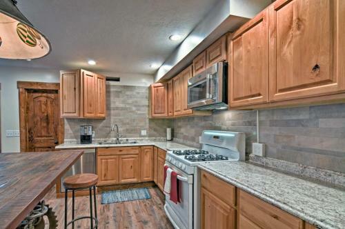 Apartamento Updated Main St Apt Near Fishlake And Capitol Reef!