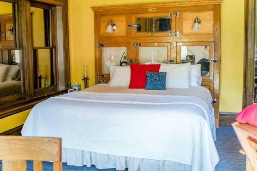 The Mulberry Inn -an Historic Bed And Breakfast
