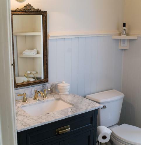 The Mulberry Inn -an Historic Bed And Breakfast