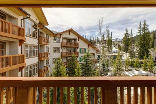 Powderhorn Lodge 411: Mountain Majesty Suite