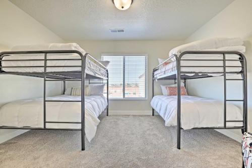Newly Built Townhome With Hot Tub 7mi To Red Cliffs