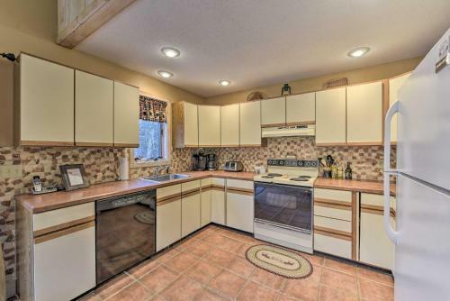 Dover Home 7 Mi To Mount Snow Grand Summit Resort