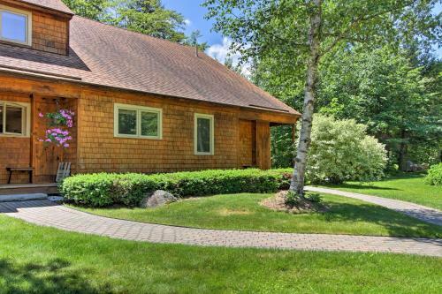 Townhome With Pool - 3 Minutes To Killington Resort!