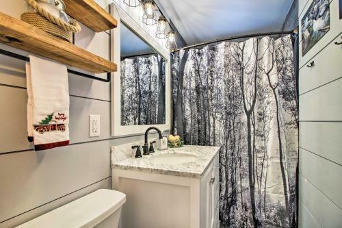 Stratton Mountain Home With View - 2 Mi To Ski Lift!