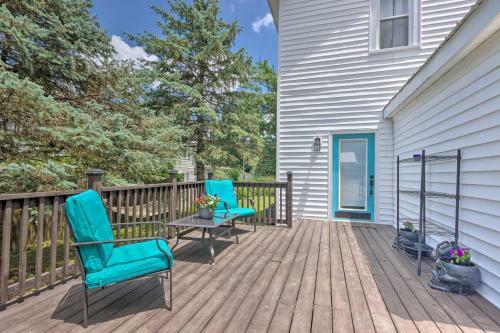 Private Solar Hill Apartment In Downtown Bristol!