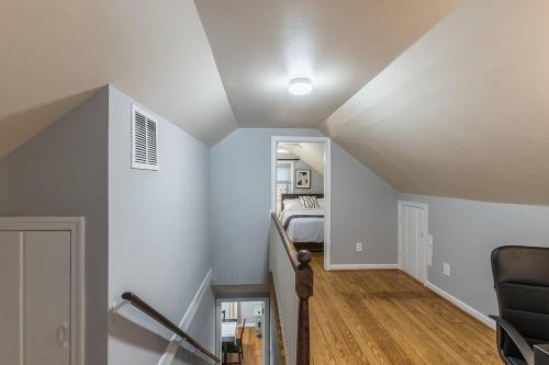 Enchanting Historic Townhouse With Game Room