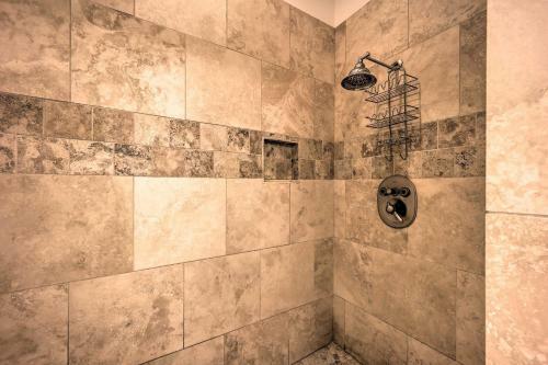 Apartamento Chic Downtown Escape, 8 Mi To Motor Speedway!