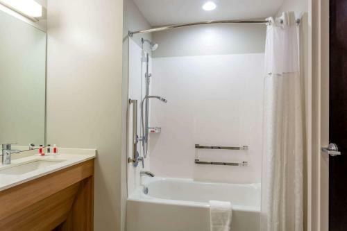 Hotel Microtel Inn Suites By Wyndham South Hill