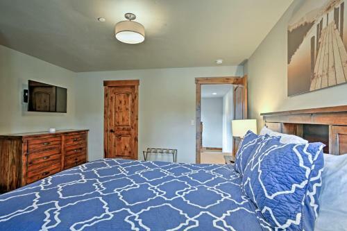 Cle Elum Home On Golf Course With Fire Pit And Hot Tub