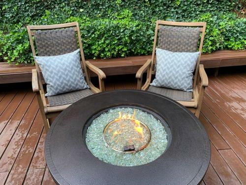 Hostal Mountainside Hideaway Retreat With Hot Tub!