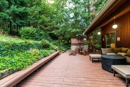 Hostal Mountainside Hideaway Retreat With Hot Tub!