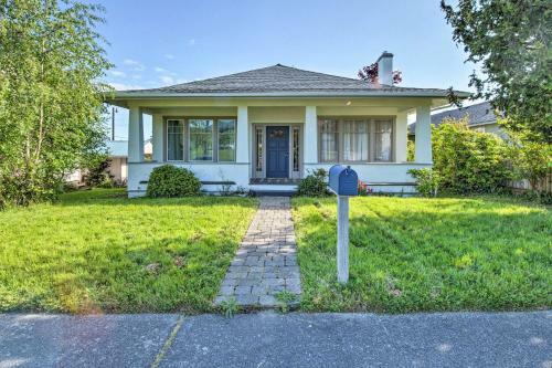 Charming House Less Than 10mi To Olympic National Pk!