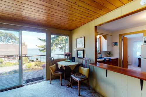 Port Ludlow Beach Cottage