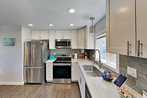 Stylishly Updated Beacon Hill Gem -- Near I-5 Home