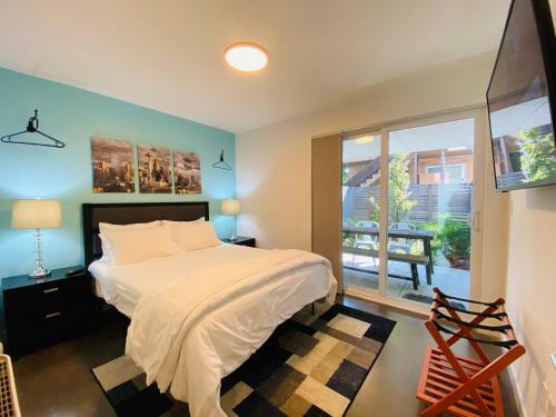 Apartamento Modern Ballard Townhouse - 92 Walkscore & Rooftop!