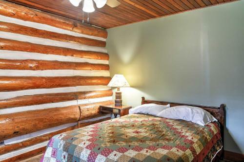 Lakefront Mercer Cabin With 2 Lofts, Fire Pit And Porch
