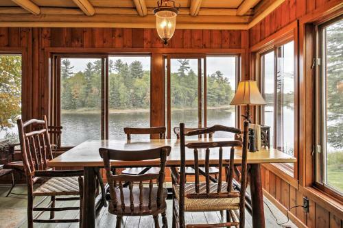 Lakefront Mercer Cabin With 2 Lofts, Fire Pit And Porch