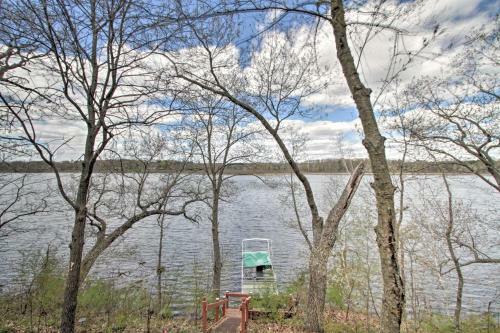 Airy Cottage With Dock And Views On Buffalo Lake!