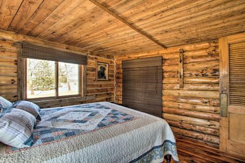 Cabin With Private Island Less Than 6 Miles To Sand Valley!