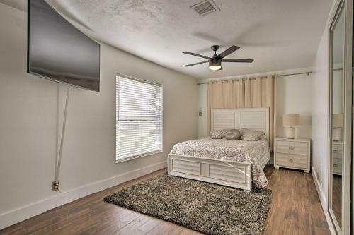Marco Island Home With Pool Near Tigertail Beach