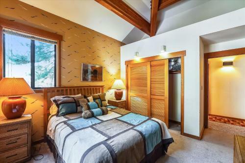 The River View Getaway