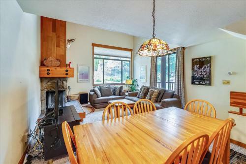 The River View Getaway
