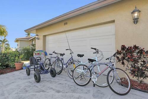 Sand Hill St. 318 Marco Island Vacation Rental