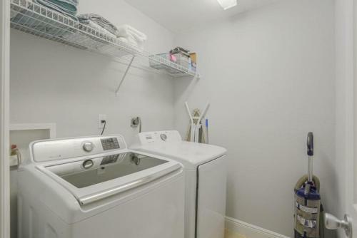 Sand Hill St. 318 Marco Island Vacation Rental