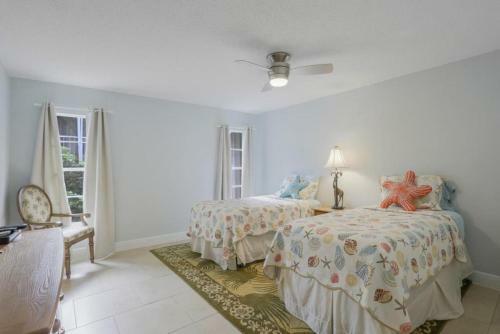 Sand Hill St. 318 Marco Island Vacation Rental