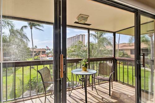 Apartamento Marco Island Condo With Pool, 1 Block To Beach!