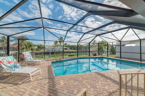 Jewel Of Olde Marco 3 Bed 2 Bath Pool Home Direct Access