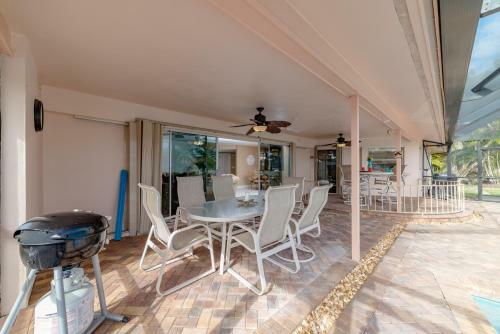 Jewel Of Olde Marco 3 Bed 2 Bath Pool Home Direct Access