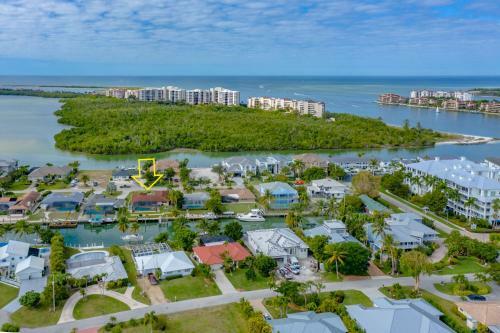 Jewel Of Olde Marco 3 Bed 2 Bath Pool Home Direct Access
