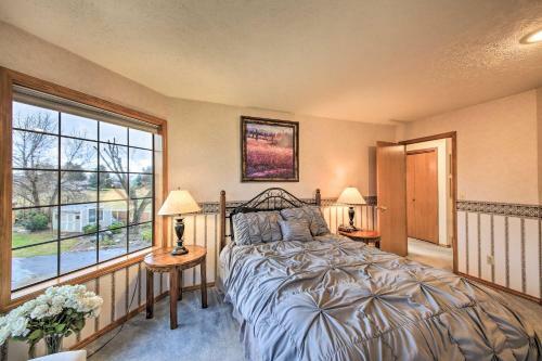 Grand Getaway With Pool And Spa In Spokane Valley