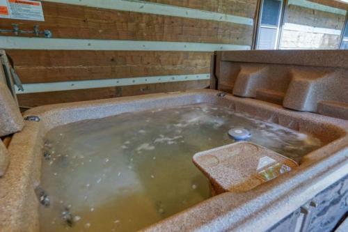 God's Country - 3 Bedrooms, 2 Baths, Sleeps 7 Home
