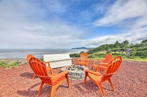 Luxe Newport Estate With Spa And Lighthouse Views