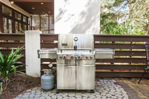 Gulf-view Benoit Carriage House At Rosemary Beach Cottage