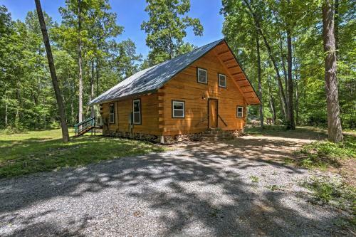 Lyndhurst Cabin On Farm With Pond And Stocked Stream!