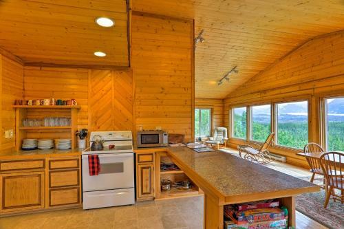 Cabin With Glacier And Mtn Views Walk To Matanuska River