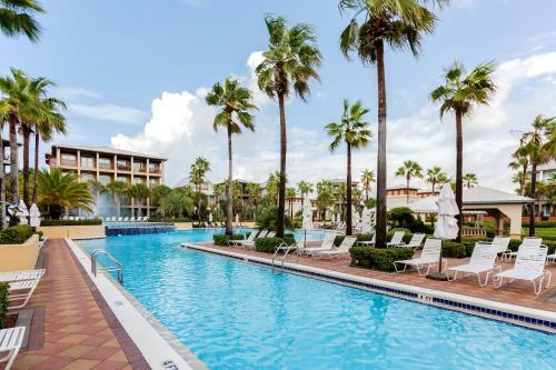 Seacrest Beach Retreat - Luxe Pool - Walk To Beach Home